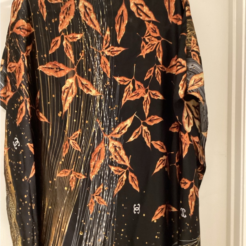 Elegant Black and Orange Kimono Caftan Dress - Picture 4 of 7